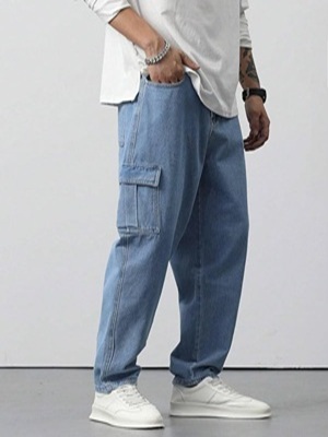 Men Loose Fit Flip Pocket Jeans